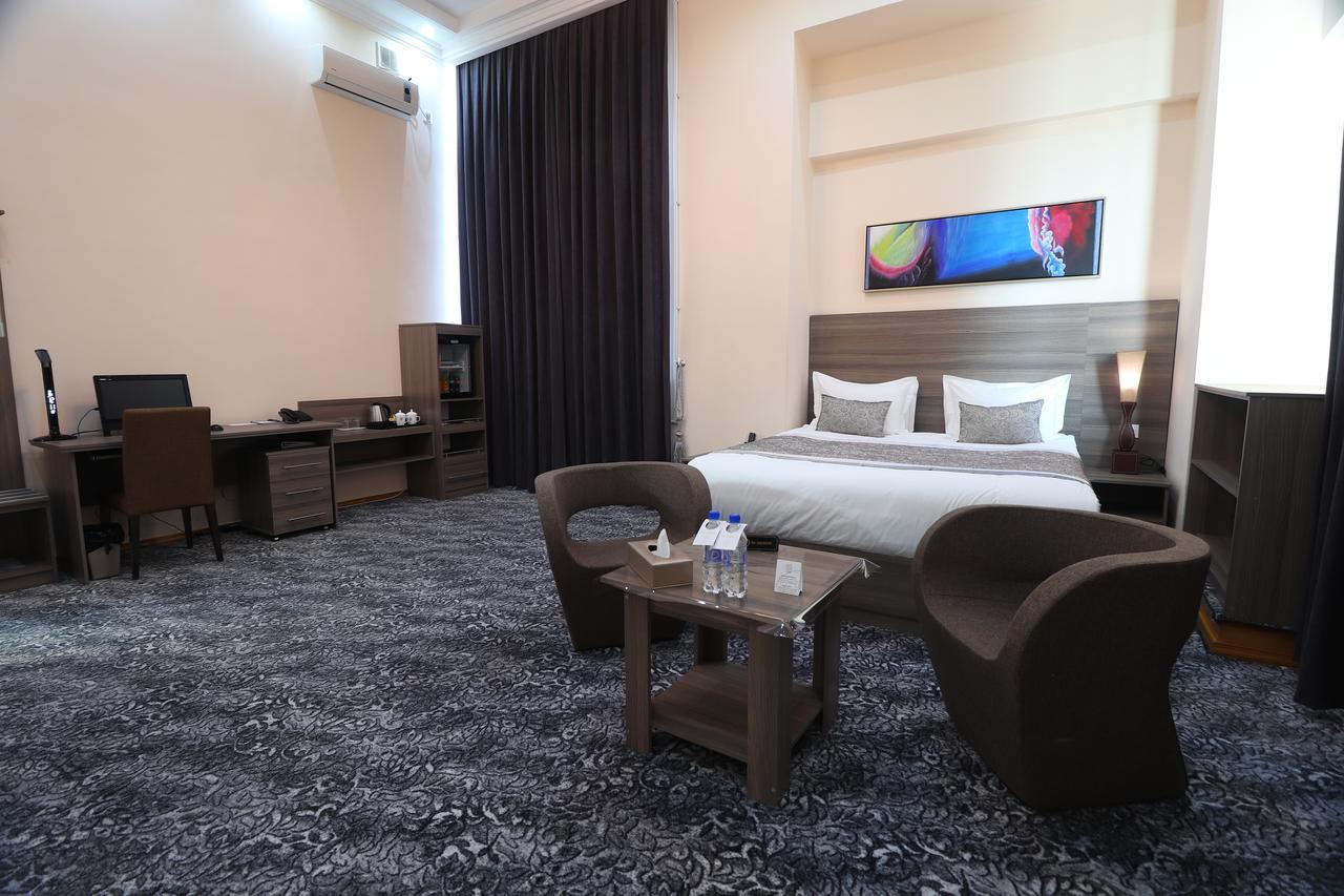 Lotte Palace دوشانبي المظهر الخارجي الصورة